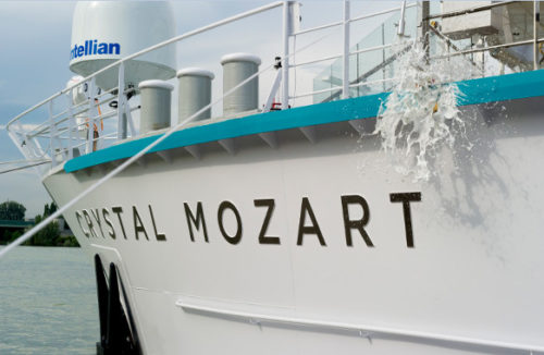 Mozart ship
